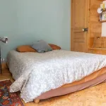 Tranquil Retreat In Paris 19Th Arrondissement