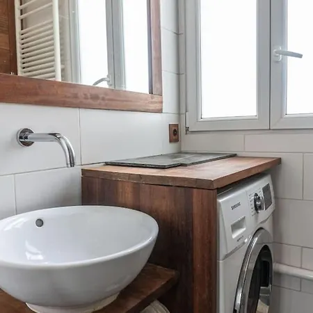 Apartment Tranquil Retreat In 19th Arrondissement